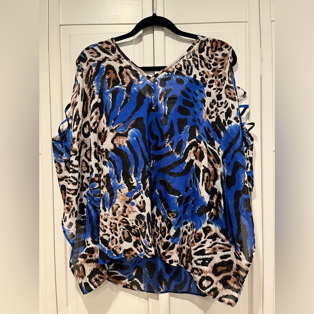 Venus sheer top size:‎ large EUC - Picture 3 of 3